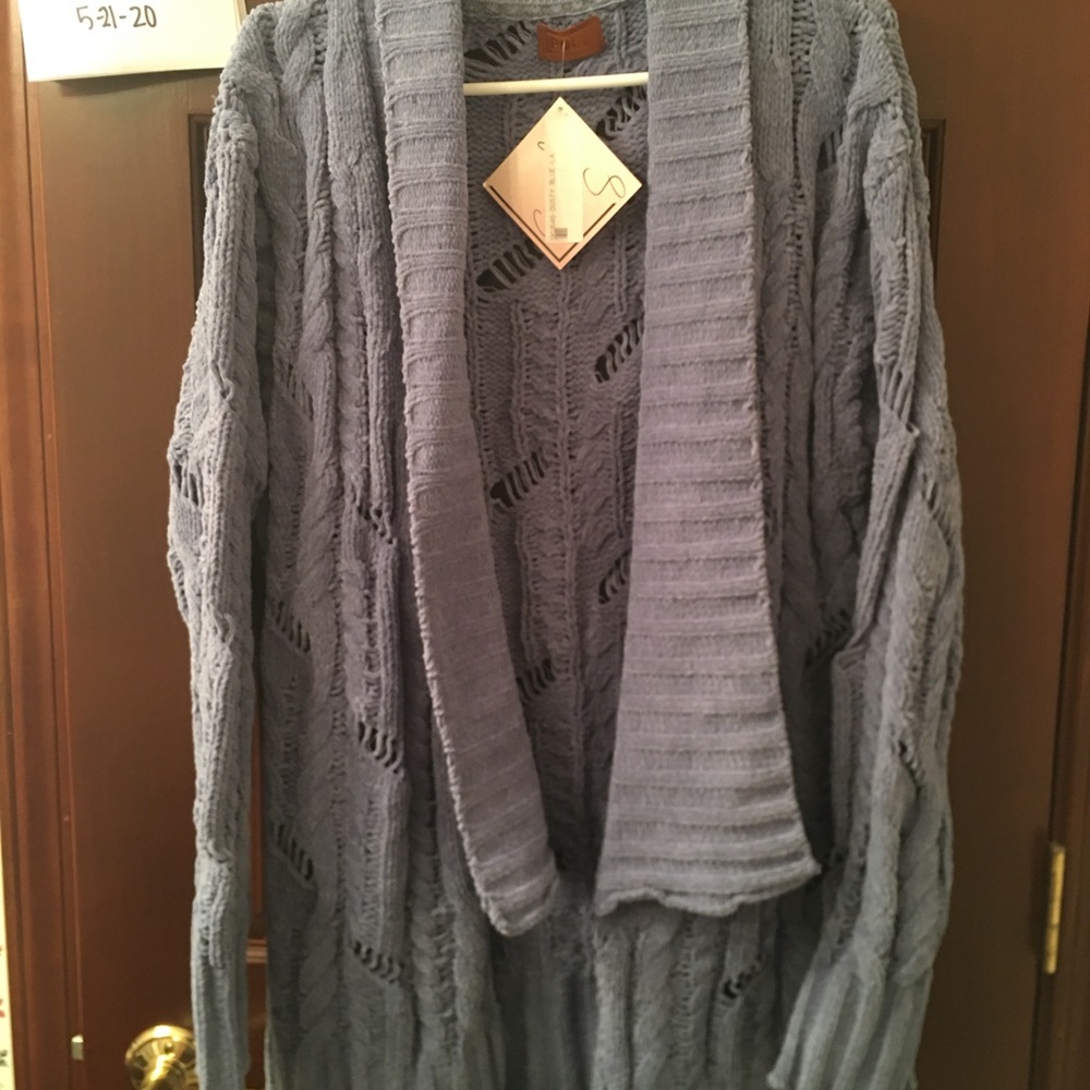Size Large POL Brand Chenille Distressed Cardigan